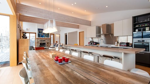 Kazane Chalet Dining area