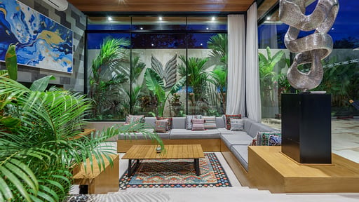 KC Villa 1 Living room