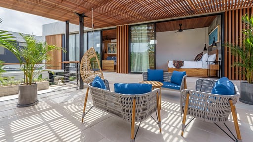 KC Villa 2 Terrace/Veranda