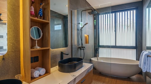 KC Villa 3 Bedroom 1