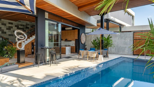 KC Villa 4 Swimming pool