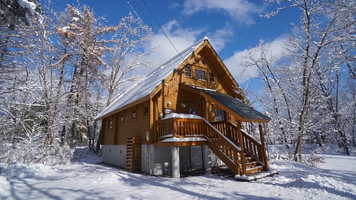 Kenman House Surroundings