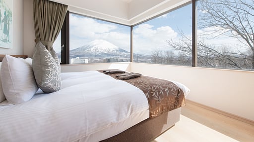 Ki Niseko One Bedroom Deluxe Yotei View Bedroom 1