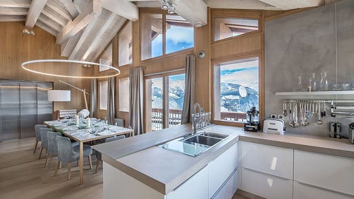 Chalet Kibo Kitchen