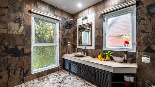 Kinnaree Grand Villa Bedroom 2