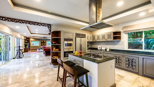 Kinnaree Grand Villa Kitchen