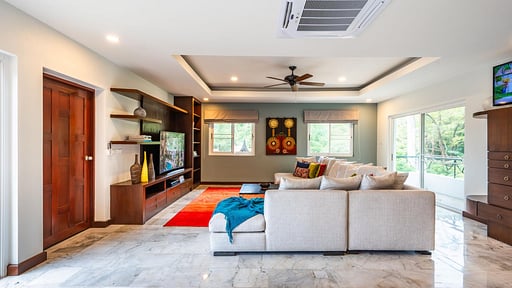 Kinnaree Grand Villa Living room