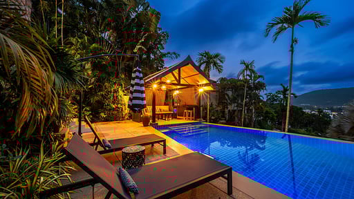 Kinnaree Grand Villa Swimming pool