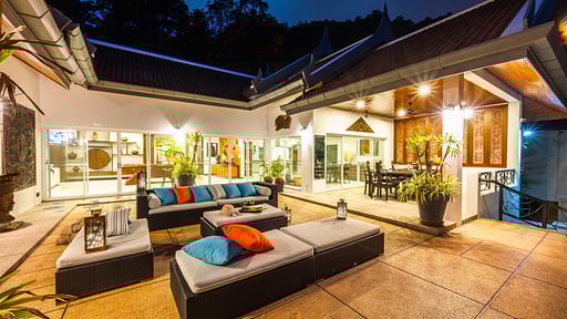 Kinnaree Grand Villa Terrace/Veranda