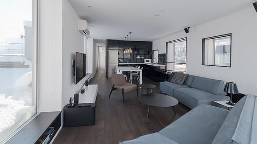 Kira Kira Penthouse Living room