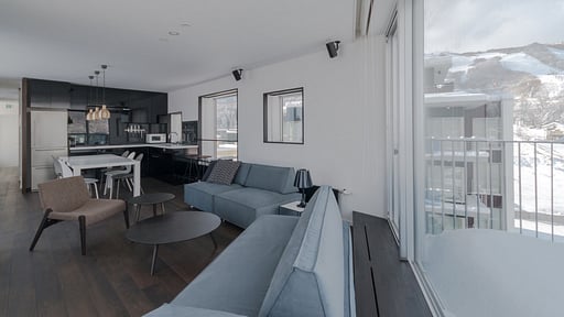 Kira Kira Penthouse Living room