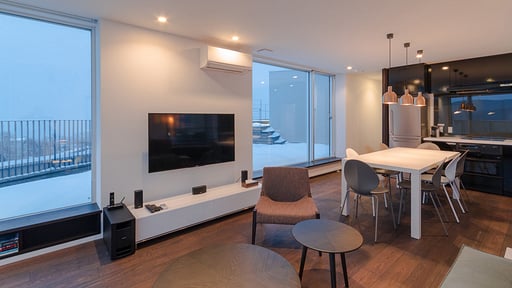 Kira Kira Penthouse Living room