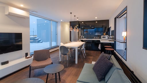 Kira Kira Penthouse Living room