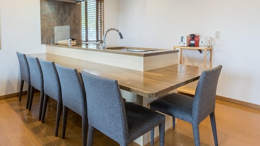 Kiseki Two Bedroom Apartment Dining area
