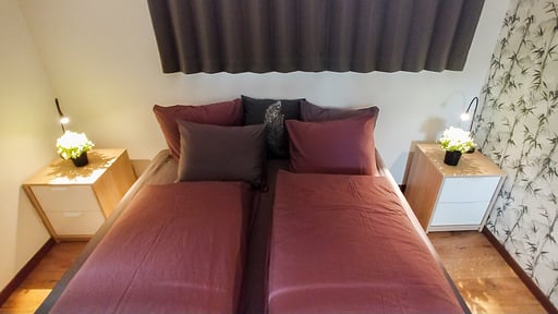 Kitsune Cottage Red Bedroom 1