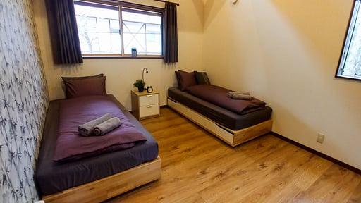 Kitsune Cottage Red Bedroom 2