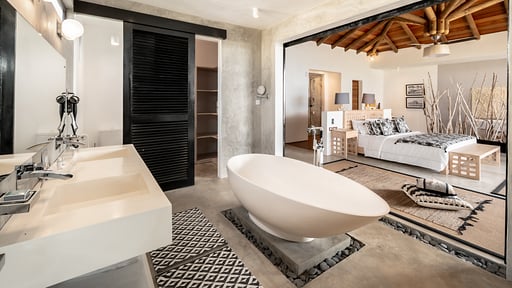 Koki Bonheur Beachfront Villa Schlafzimmer 4