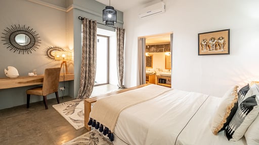 Koki Bonheur Beachfront Villa Schlafzimmer 2