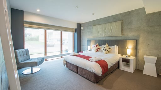 Konkuriito Hannah no Hana Bedroom 1