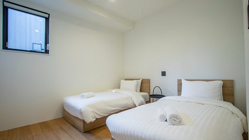 Kouzan Woods Chalet Bedroom 2