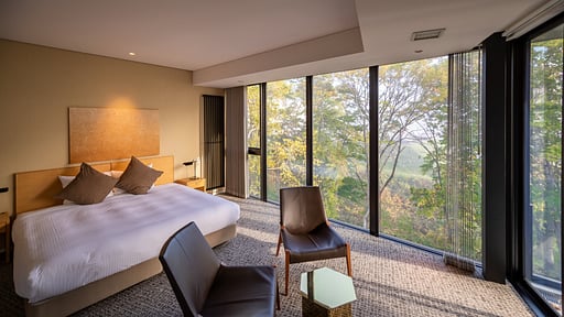 Kozue Yotei Panorama Penthouse Bedroom 1