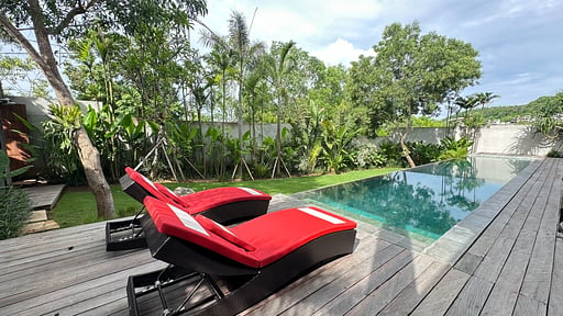 Krisna Forest Villa Swimming pool