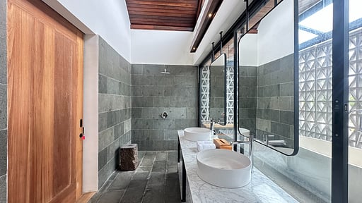 Krisna Forest Villa Bedroom 1