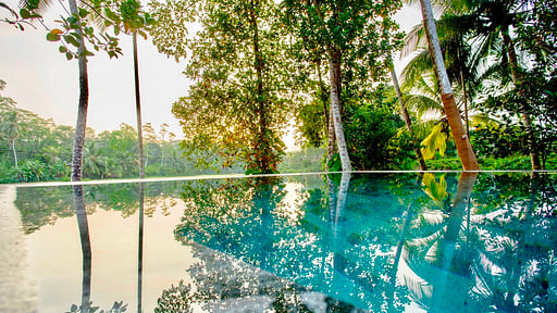 Kumbura Villa Бассейн