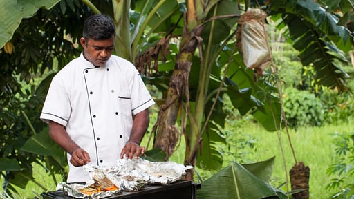 Kumbura Villa Персонал виллы