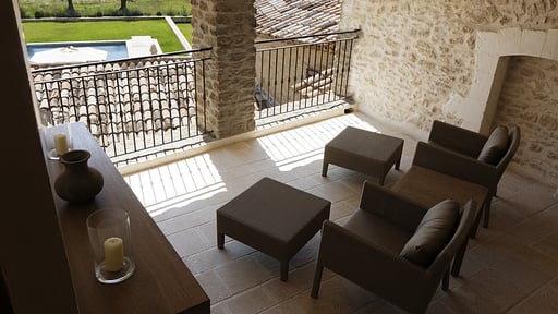 La Bastide Les Vallats Terrace/Veranda