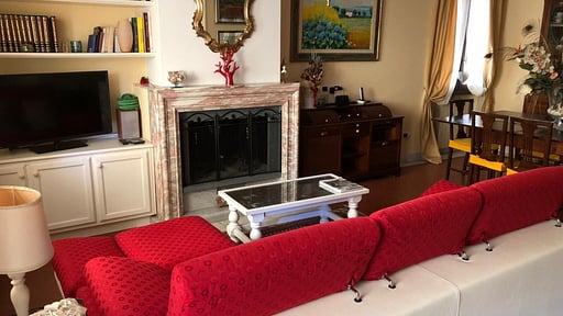 La Bouganville Salon