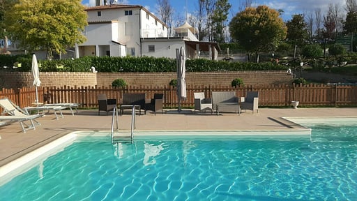 La Casa Di Campagna Piscina