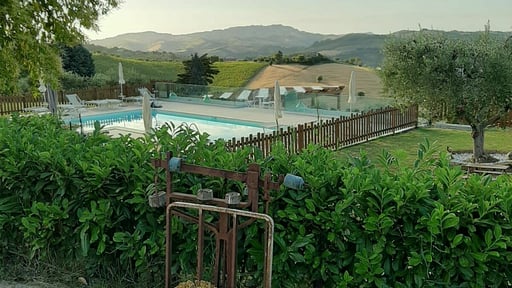 La Casa Di Campagna Piscina