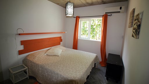 La Case Creole Beachfront Villa Bedroom 1