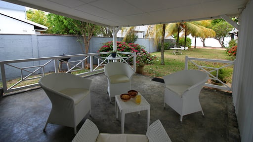 La Case Creole Beachfront Villa Terrace/Veranda