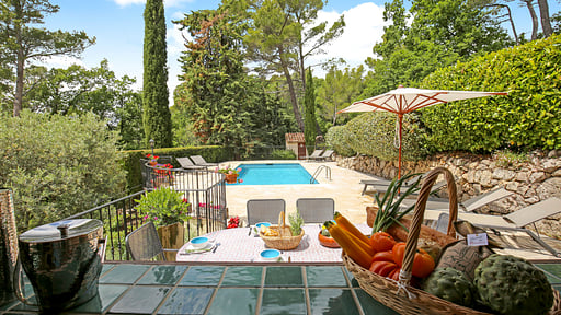 La Colline Du Soleil Swimming pool