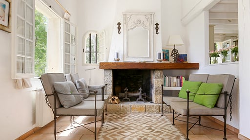 La Colline Du Soleil Living room
