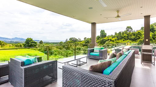 La Colline Villa Suriyan 16 Терраса/веранда