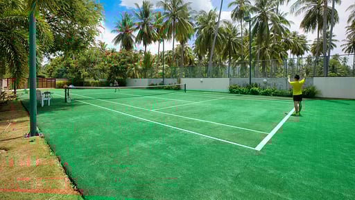 La Lagune Villa Tennis court