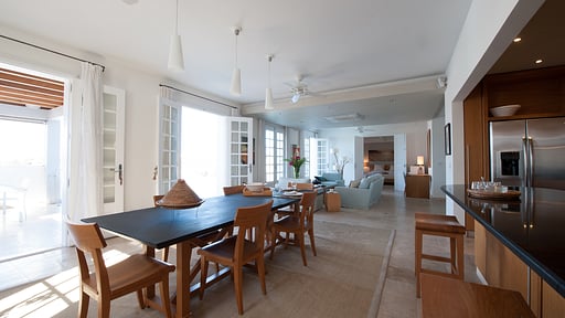 La Maison sur le Port Salle à manger