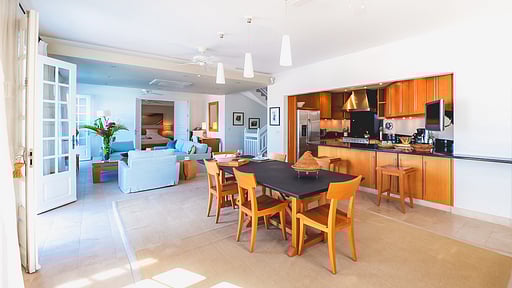 La Maison sur le Port Salle à manger