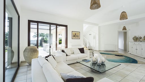 La Plage Villa Woonkamer