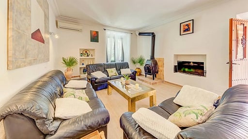 La Plana Living room