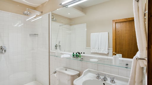 La Poetessa Chambre 1