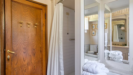 La Poetessa Chambre 4