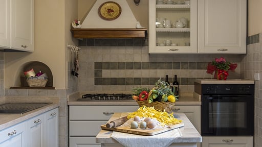 La Sassolina Kitchen