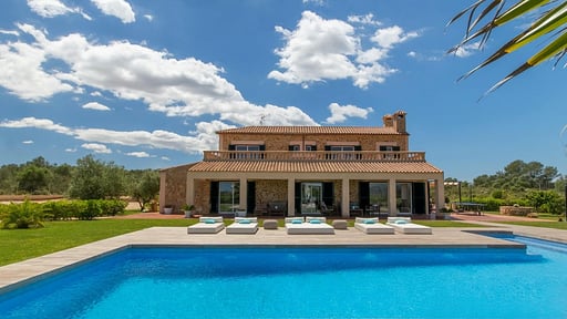 La Tierra Villa Swimming pool