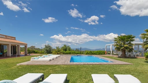 La Tierra Villa Swimming pool