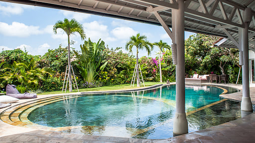 La Villa Oberoi Swimming pool