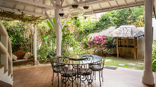 La Villa Oberoi Dining area